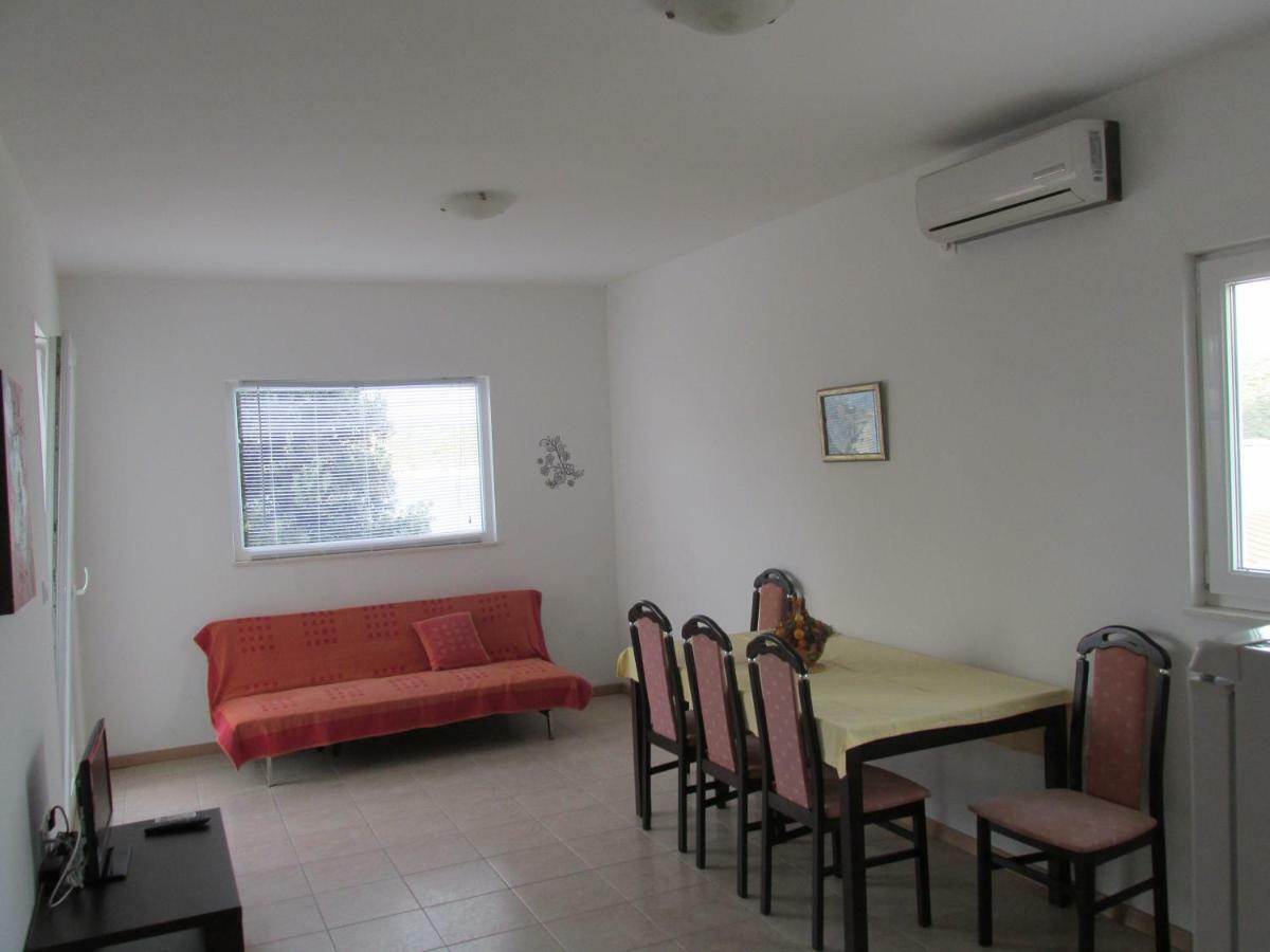 Sunny Apartman Pajdek Севид Екстериор снимка
